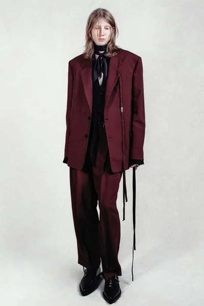 Look 24